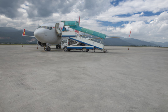 小型客機(jī) 機(jī)場停機(jī)坪