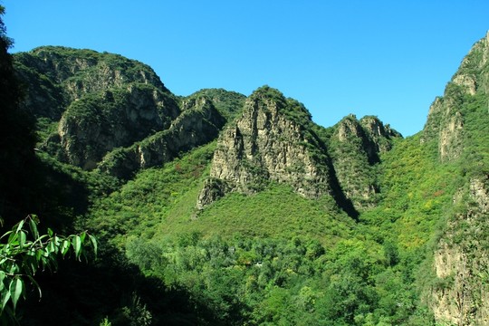 群山