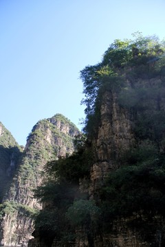 山脈