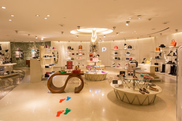 女包專賣店