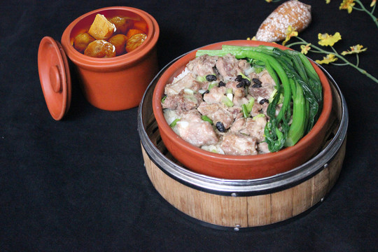 豉汁排骨蒸飯?zhí)撞? style=