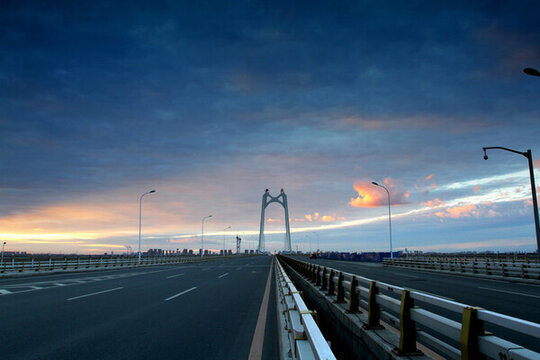 大慶 濕地 高架橋