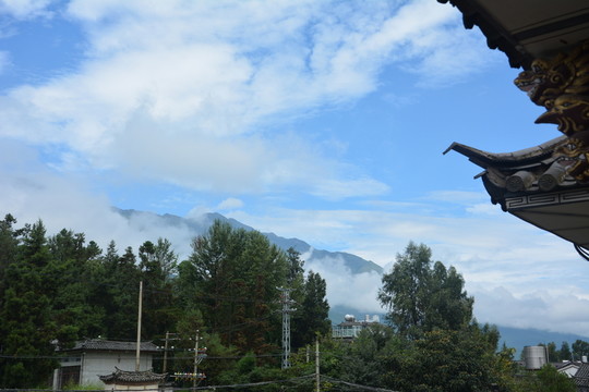 藍(lán)天白云 特色建筑 西雙版納