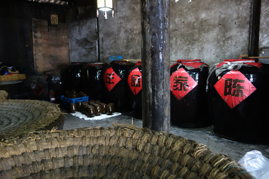酒缸