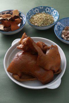 豬頭肉