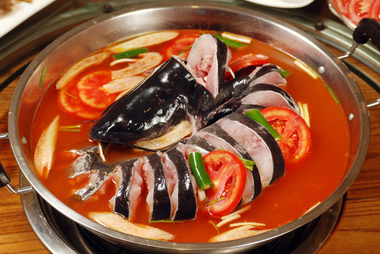 貴州苗家酸湯魚火鍋