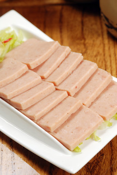 午餐肉