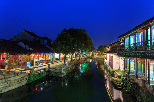 江南水鄉(xiāng)蘇州周莊古鎮(zhèn)夜景