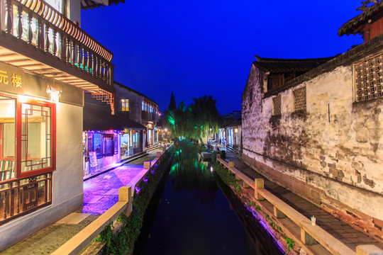 江南水鄉(xiāng)蘇州周莊古鎮(zhèn)夜景