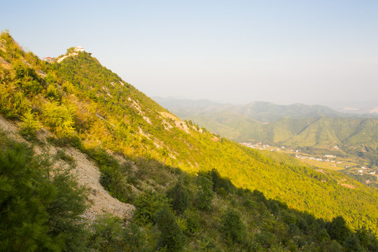 洛陽(yáng)山