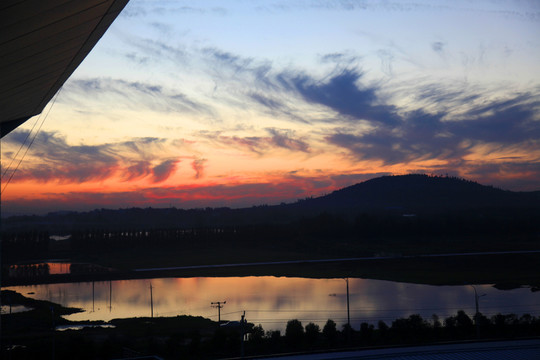 夕陽 晚霞