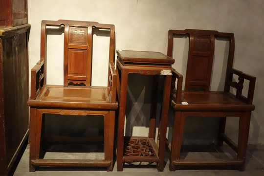 老式家具