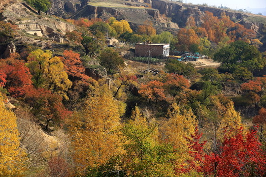 小山村