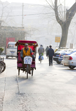 三輪車