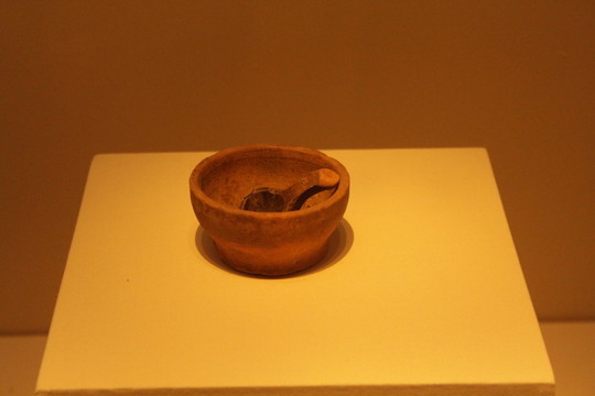 陶缽 陶勺