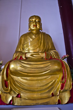 鍍金佛像