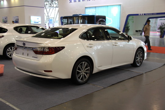 汽車(chē)