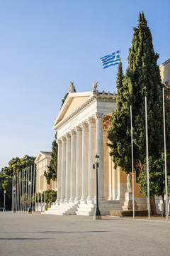 雅典