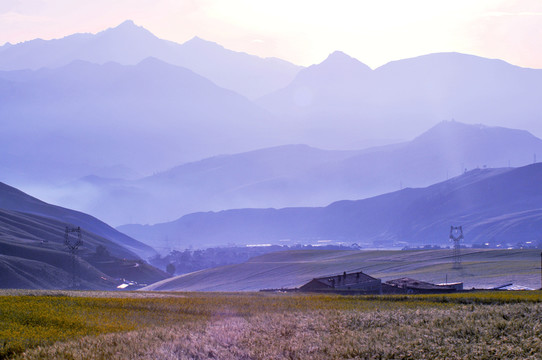 山與山