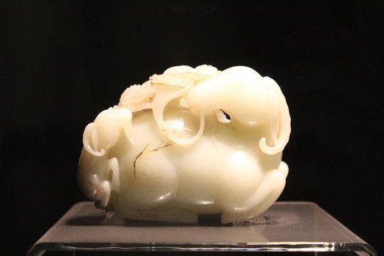 白玉三羊