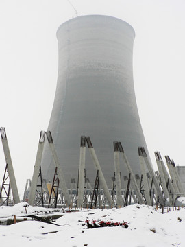 大雪中的建筑工地