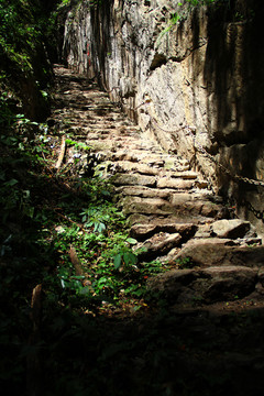 石頭路