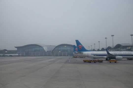 機(jī)場(chǎng)