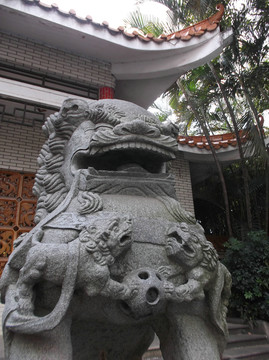 石獅子