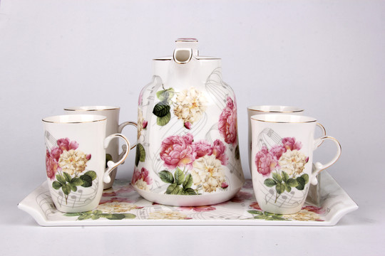 精品餐具