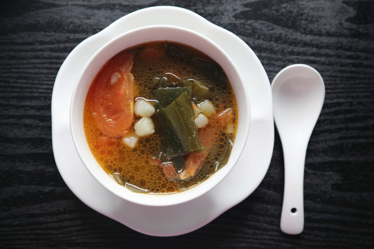 番茄海帶土豆湯