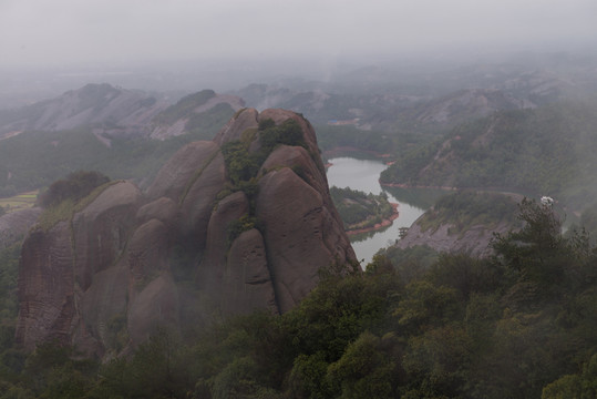 龜峰風(fēng)光