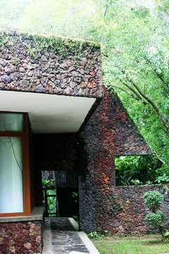 雷瓊火山口公園 火山遺址