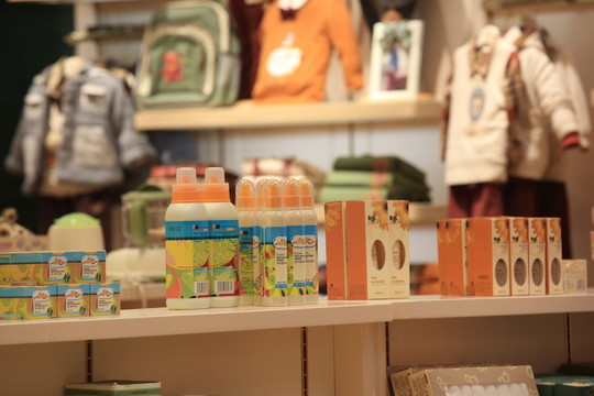 嬰兒用品商店