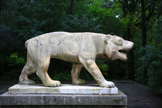 石獅子