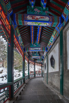 雪后北海公園長廊