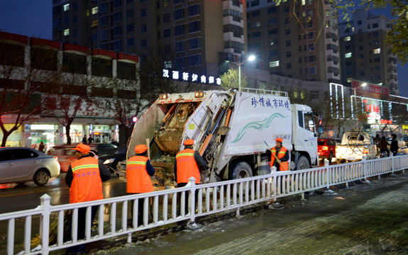 清掃積雪 城市環(huán)衛(wèi)工
