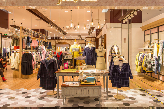 服裝店內(nèi)景