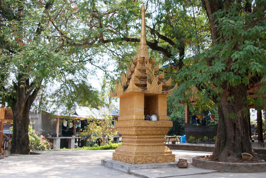 民族風(fēng)格建筑