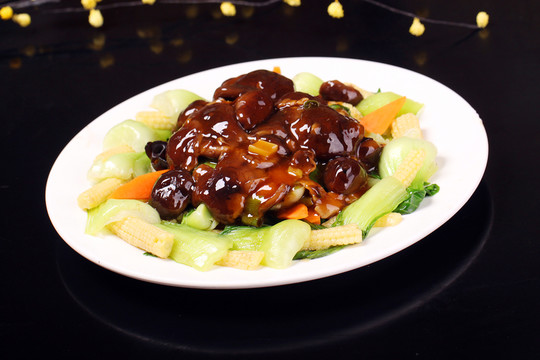 冬菇扒菜膽