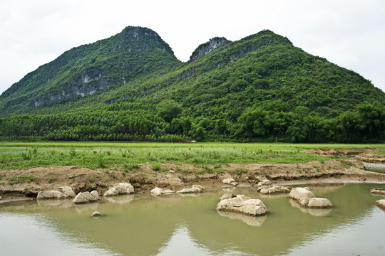 小溪