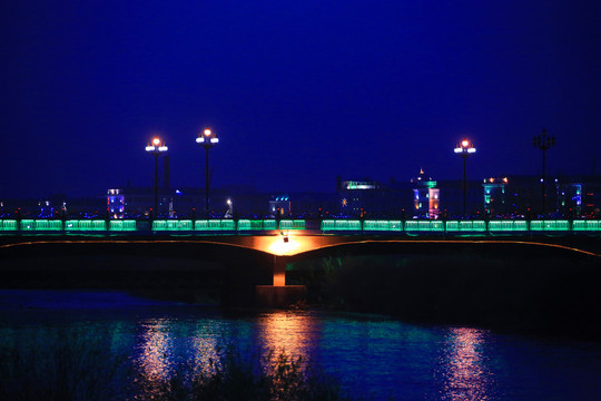 貝爾橋夜色