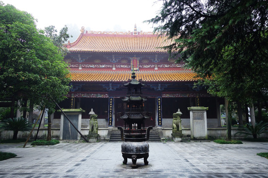 麓山寺大雄寶殿