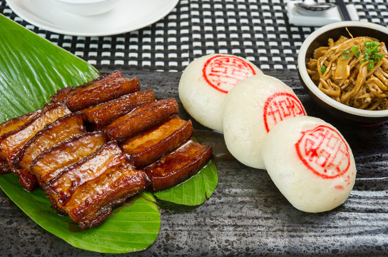 兩頭烏饅頭