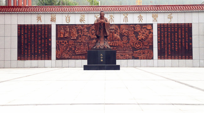 孔子像