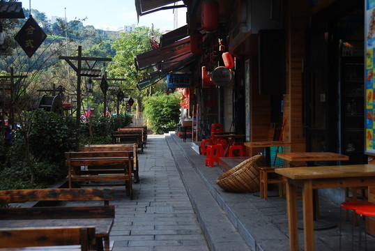 酒吧街