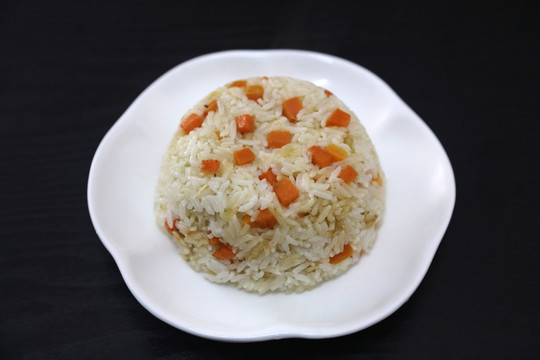胡蘿卜蝦皮飯