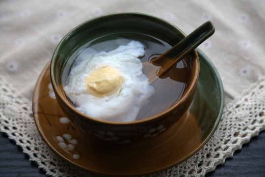 水煮雞蛋湯