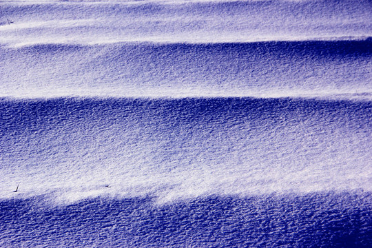 雪棱線條