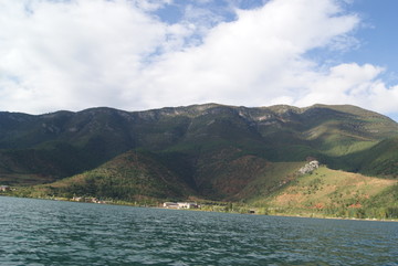 瀘沽湖