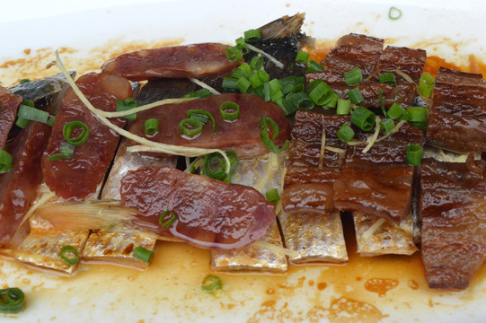 臘味蒸魚干